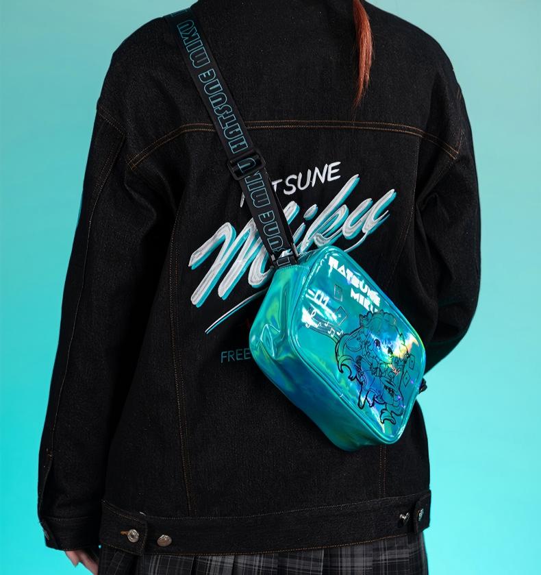Miku Holographic Crossbody Shoulder Bag 16x22x6.5cm ，Adjustable 120cm Strap, Anime Character Print, Zip Closure, Iridescent Finish, Compact Size