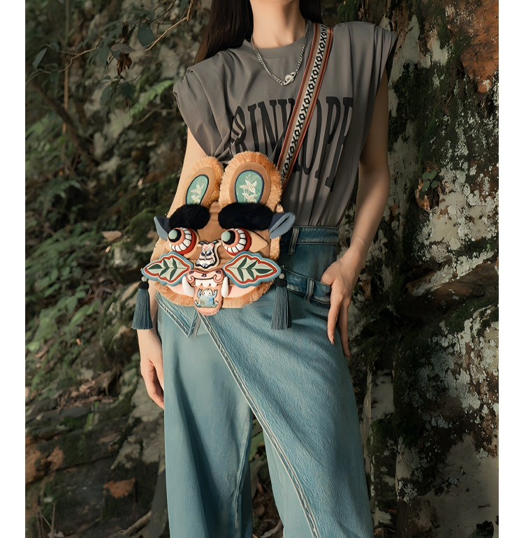 "Tiger-Head" Handcrafted Artisan Crossbody Bag - Traditional Heritage Edition（As Seen with X Æ A-Xii）